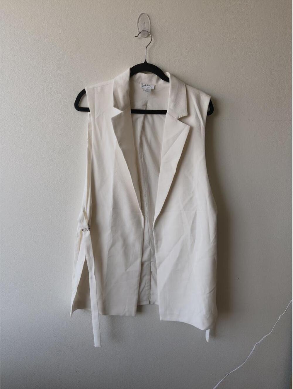 Nicole Miller Women's White and Cream Vests-tanks-cami